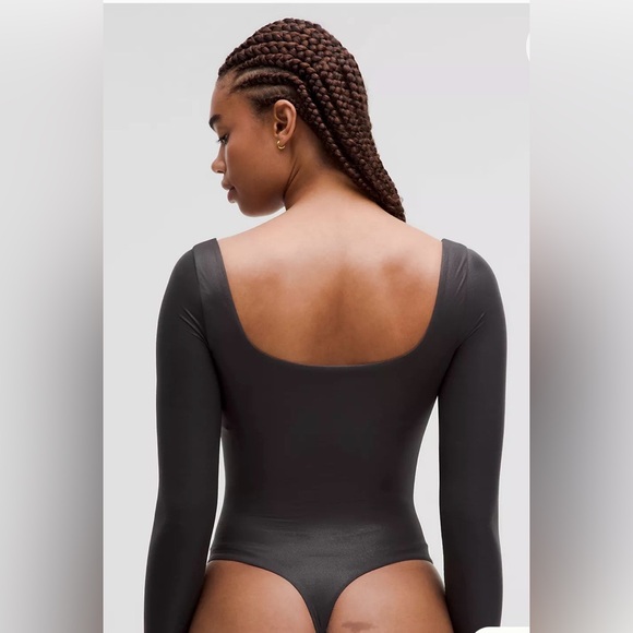 Wundermost Ultra-Soft Nulu Square-Neck Long-Sleeve Bodysuit
Shine Size S - Picture 4 of 9